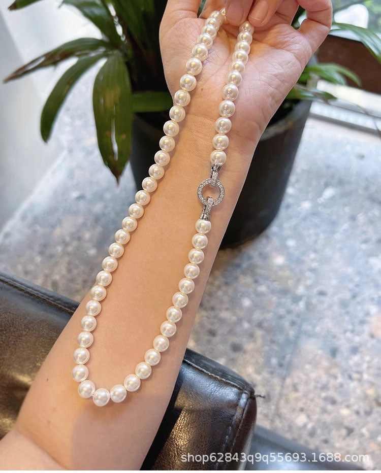 Le Collier Perles Multicouches Éléganz